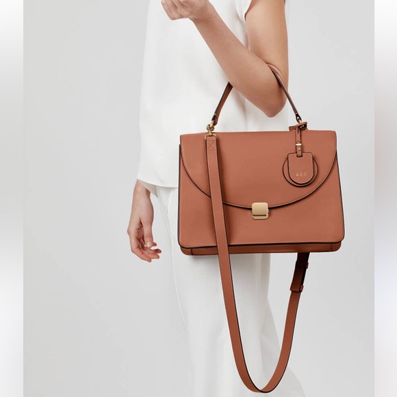 Cuyana Top Handle Bag Cognac Leather Detachable Shoulder Strap Officecore Work